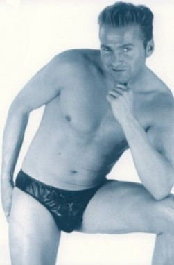 Herren-Slip mit Eingriff nur noch in Größe S